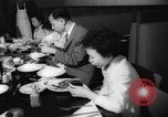 Image réfugiés chinois Chicago Illinois USA, 1962, de la seconde 47 séquences d'archives historiques vidéo 65675070435