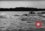 Image 'Amphicar amphibie automobiles Allemagne, 1962, de la seconde 28 séquences d'archives historiques vidéo 65675070436