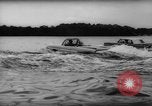Image 'Amphicar amphibie automobiles Allemagne, 1962, de la seconde 29 séquences d'archives historiques vidéo 65675070436