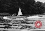 Image 'Amphicar amphibie automobiles Allemagne, 1962, de la seconde 33 séquences d'archives historiques vidéo 65675070436