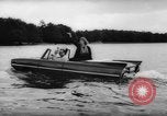 Image 'Amphicar amphibie automobiles Allemagne, 1962, de la seconde 46 séquences d'archives historiques vidéo 65675070436