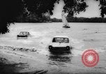 Image 'Amphicar amphibie automobiles Allemagne, 1962, de la seconde 61 séquences d'archives historiques vidéo 65675070436