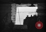 Standbild Landing Ship Tank Vereinigtes Königreich, 1944, aus Sekunde 9 historischem Filmmaterial Videoclip 65675070456