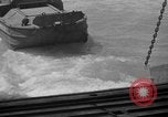 Standbild Landing Ship Tank Vereinigtes Königreich, 1944, aus Sekunde 41 historischem Filmmaterial Videoclip 65675070456