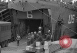 Immagine di Sbarco Nave cisterna Teatro europeo, 1944, secondo 6 filmato di repertorio 65675070457