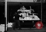 Immagine di Sbarco Nave cisterna Regno Unito, 1944, secondo 26 filmato di repertorio 65675070458