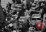 Standbild Landing Ship Tank Vereinigtes Königreich, 1944, aus Sekunde 61 historischem Filmmaterial Videoclip 65675070459