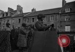 Standbild 101st Airborne Division Carentan Frankreich, 1944, aus Sekunde 19 historischem Filmmaterial Videoclip 65675070461