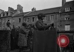 Standbild 101st Airborne Division Carentan Frankreich, 1944, aus Sekunde 21 historischem Filmmaterial Videoclip 65675070461