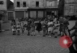 Standbild 101st Airborne Division Carentan Frankreich, 1944, aus Sekunde 35 historischem Filmmaterial Videoclip 65675070461