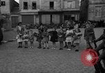 Standbild 101st Airborne Division Carentan Frankreich, 1944, aus Sekunde 38 historischem Filmmaterial Videoclip 65675070461