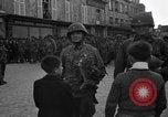 Standbild 101st Airborne Division Carentan Frankreich, 1944, aus Sekunde 54 historischem Filmmaterial Videoclip 65675070461