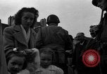 Standbild 101st Airborne Division Carentan Frankreich, 1944, aus Sekunde 58 historischem Filmmaterial Videoclip 65675070461