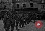 Standbild 101st Airborne Division Carentan Frankreich, 1944, aus Sekunde 62 historischem Filmmaterial Videoclip 65675070461