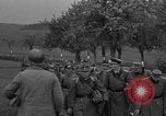 Image Des prisonniers allemands Braunau am Inn Autriche, 1945, de la seconde 6 séquences d'archives historiques vidéo 65675070466