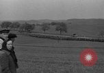 Image Des prisonniers allemands Braunau am Inn Autriche, 1945, de la seconde 19 séquences d'archives historiques vidéo 65675070466