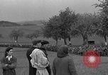 Image Des prisonniers allemands Braunau am Inn Autriche, 1945, de la seconde 22 séquences d'archives historiques vidéo 65675070466