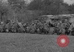 Image Des prisonniers allemands Braunau am Inn Autriche, 1945, de la seconde 29 séquences d'archives historiques vidéo 65675070466