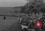 Image Des prisonniers allemands Braunau am Inn Autriche, 1945, de la seconde 38 séquences d'archives historiques vidéo 65675070466