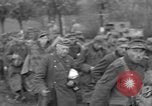 Image Des prisonniers allemands Braunau am Inn Autriche, 1945, de la seconde 50 séquences d'archives historiques vidéo 65675070466