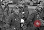 Image Des prisonniers allemands Braunau am Inn Autriche, 1945, de la seconde 52 séquences d'archives historiques vidéo 65675070466