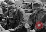 Image des soldats américains Unter-Diessen Allemagne, 1945, de la seconde 16 séquences d'archives historiques vidéo 65675070468