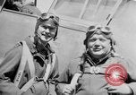 Standbild neue Curtiss P-40 Flugzeuge Buffalo New York  United States USA, 1942, aus Sekunde 20 historischem Filmmaterial Videoclip 65675070472