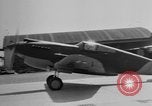 Standbild neue Curtiss P-40 Flugzeuge Buffalo New York  United States USA, 1942, aus Sekunde 35 historischem Filmmaterial Videoclip 65675070472