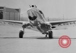 Standbild neue Curtiss P-40 Flugzeuge Buffalo New York  United States USA, 1942, aus Sekunde 42 historischem Filmmaterial Videoclip 65675070472