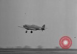 Standbild neue Curtiss P-40 Flugzeuge Buffalo New York  United States USA, 1942, aus Sekunde 57 historischem Filmmaterial Videoclip 65675070472