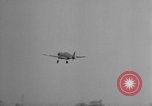 Standbild neue Curtiss P-40 Flugzeuge Buffalo New York  United States USA, 1942, aus Sekunde 59 historischem Filmmaterial Videoclip 65675070472