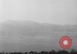 Image P-40 Tomahawk avions champ buzz Buffalo New York  United States USA, 1942, de la seconde 6 séquences d'archives historiques vidéo 65675070476
