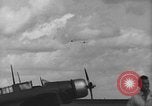 Image P-40 Tomahawk avions champ buzz Buffalo New York  United States USA, 1942, de la seconde 34 séquences d'archives historiques vidéo 65675070476