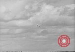 Image P-40 Tomahawk avions champ buzz Buffalo New York  United States USA, 1942, de la seconde 37 séquences d'archives historiques vidéo 65675070476