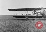 Image aéronefs français France, 1918, de la seconde 1 séquences d'archives historiques vidéo 65675070484