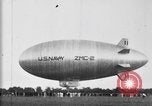 Image ZMC-2 dirigeable Grosse Ile Michigan USA, 1929, de la seconde 30 séquences d'archives historiques vidéo 65675070501