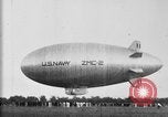 Image ZMC-2 dirigeable Grosse Ile Michigan USA, 1929, de la seconde 31 séquences d'archives historiques vidéo 65675070501