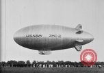 Image ZMC-2 dirigeable Grosse Ile Michigan USA, 1929, de la seconde 44 séquences d'archives historiques vidéo 65675070501