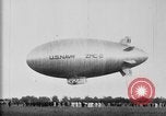 Image ZMC-2 dirigeable Grosse Ile Michigan USA, 1929, de la seconde 56 séquences d'archives historiques vidéo 65675070501