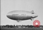 Image ZMC-2 dirigeable Grosse Ile Michigan USA, 1929, de la seconde 62 séquences d'archives historiques vidéo 65675070501