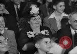 Standbild Chiquita Banana Programm New York City USA, 1946, aus Sekunde 55 historischem Filmmaterial Videoclip 65675070530
