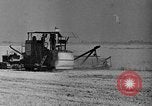 Standbild Industrielle Anbaumethoden United States USA, 1946, aus Sekunde 17 historischem Filmmaterial Videoclip 65675070531