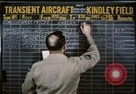 Immagine di Air Rescue pronto a Campo Kindley Bermuda, 1947, secondo 55 filmato di repertorio 65675070536