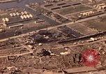 Immagine di Copertura aerea Nagasaki Giappone, 1946, secondo 10 filmato di repertorio 65675070554