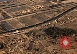 Immagine di Copertura aerea Nagasaki Giappone, 1946, secondo 14 filmato di repertorio 65675070554
