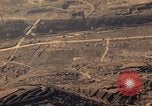 Immagine di Copertura aerea Nagasaki Giappone, 1946, secondo 33 filmato di repertorio 65675070554