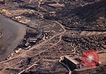 Immagine di Copertura aerea Nagasaki Giappone, 1946, secondo 26 filmato di repertorio 65675070558