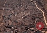 Immagine di Copertura aerea Nagasaki Giappone, 1946, secondo 17 filmato di repertorio 65675070559