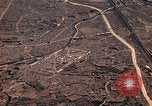 Immagine di Copertura aerea Nagasaki Giappone, 1946, secondo 18 filmato di repertorio 65675070559