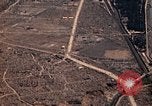 Immagine di Copertura aerea Nagasaki Giappone, 1946, secondo 25 filmato di repertorio 65675070559